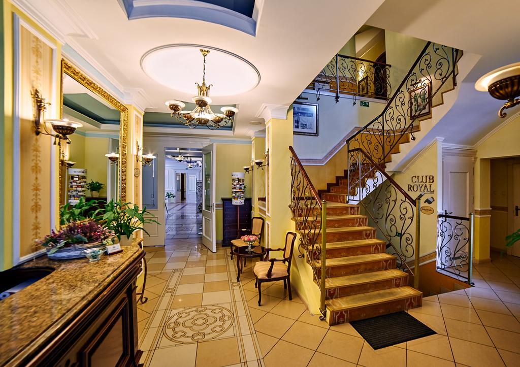 Villa Royal Ostrów Wielkopolski Exterior foto
